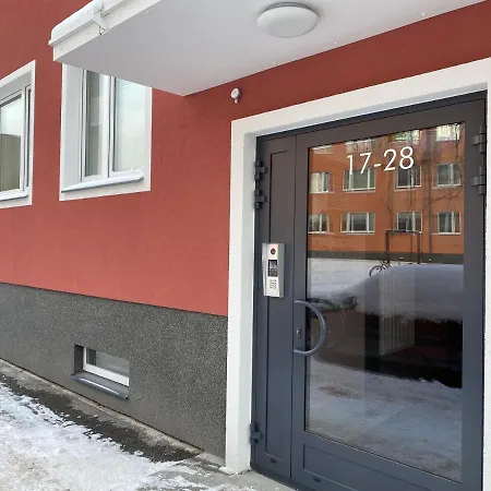 J. Kuperjanov * Tartu